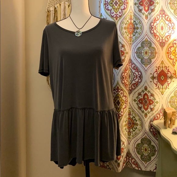 mote Tops - Mote shirt size XL EUC